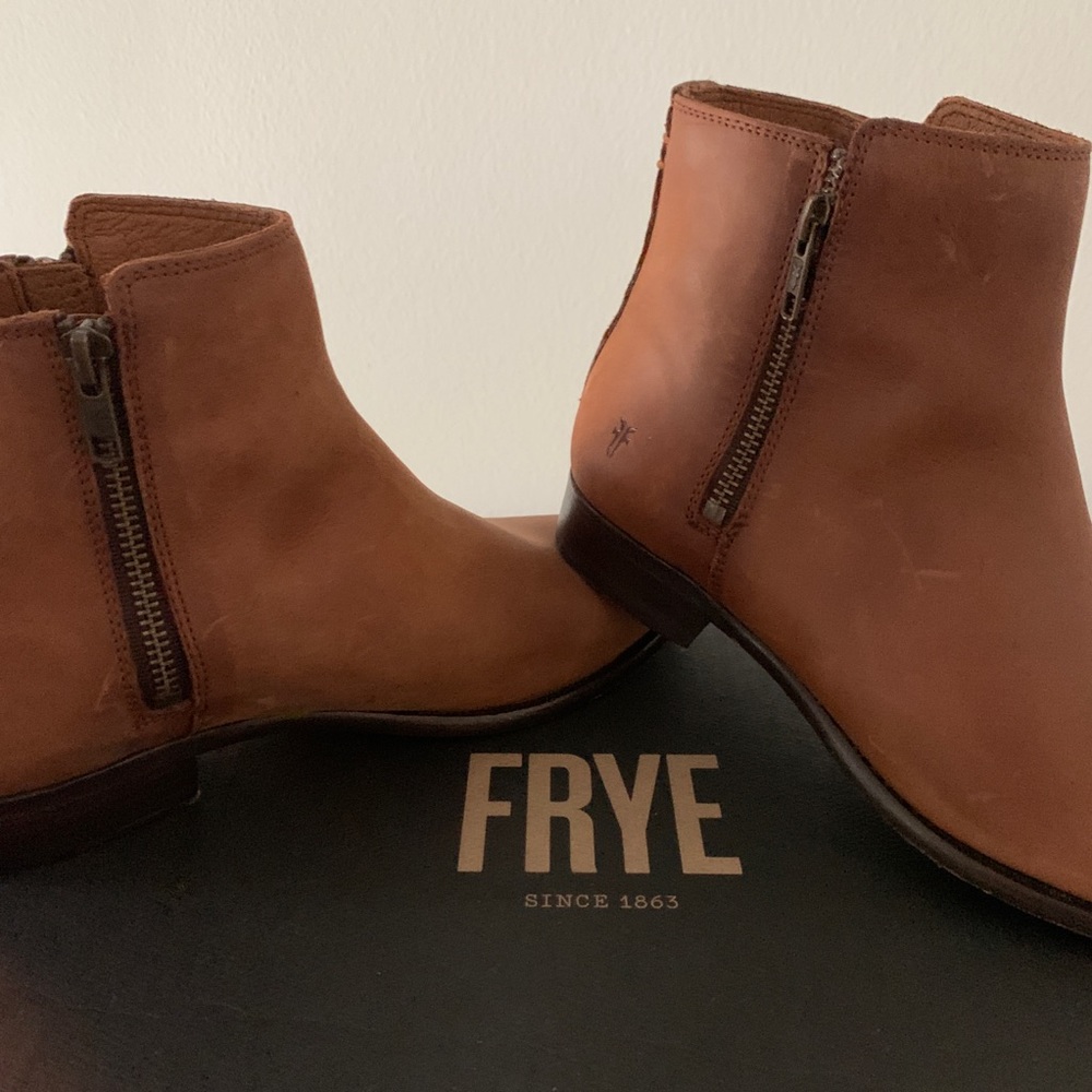 Frye ankle boot